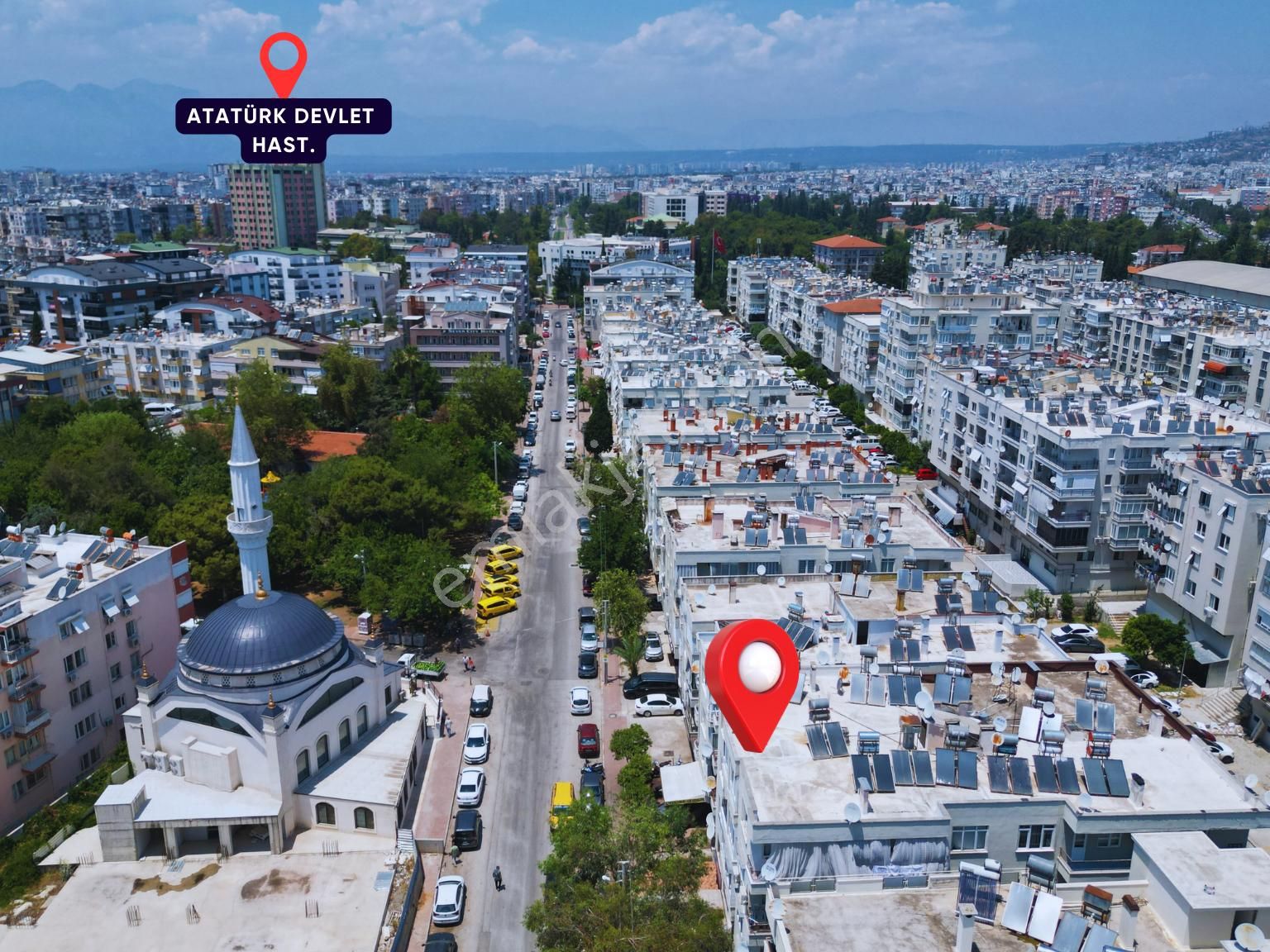 Üçgen Mahallesinde İşlek Caddede Satılık Dükkan