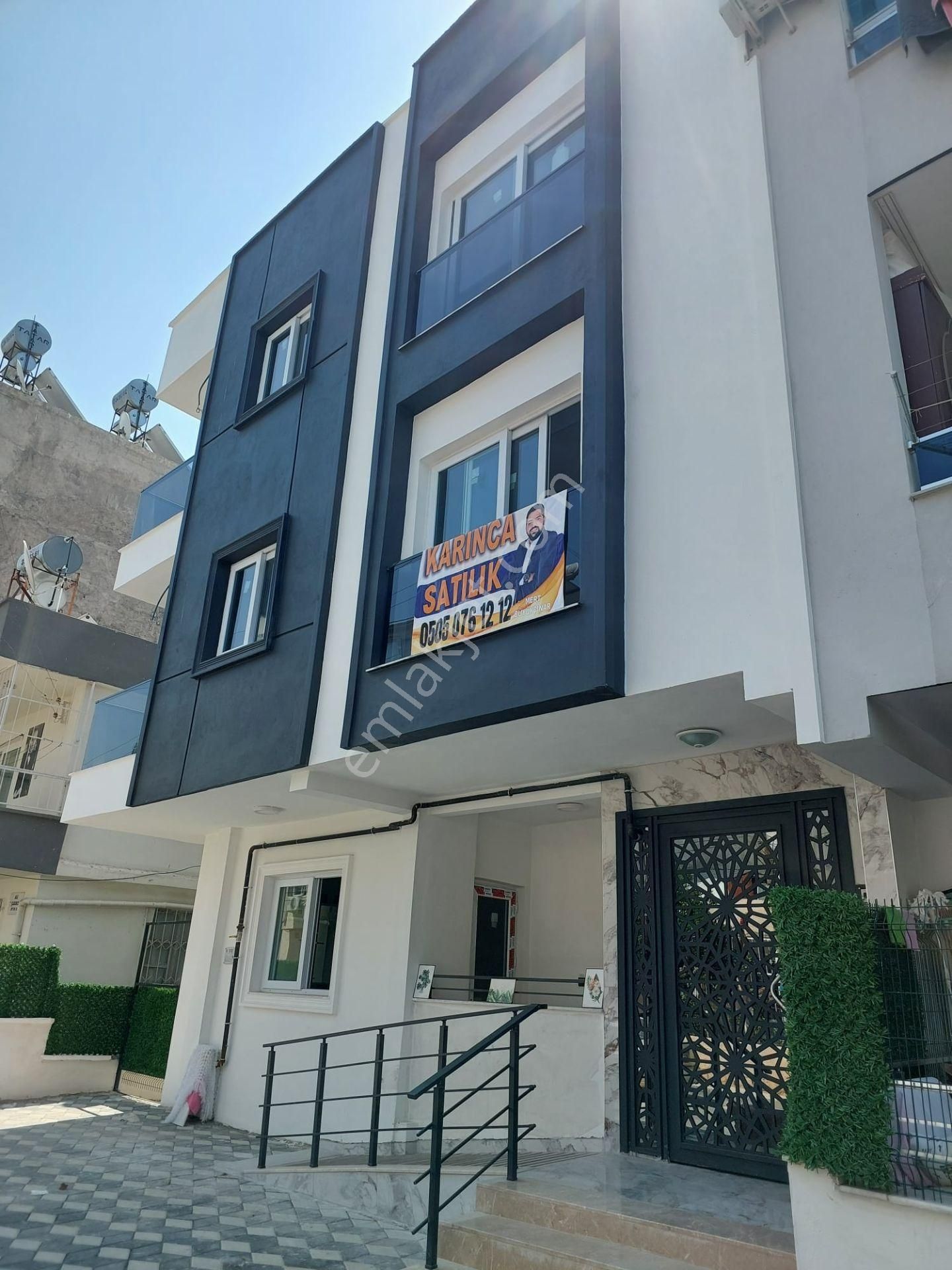 Karınca'dan Barbaros Mh'de Takasa Açık 2+1 Satılık Dairele