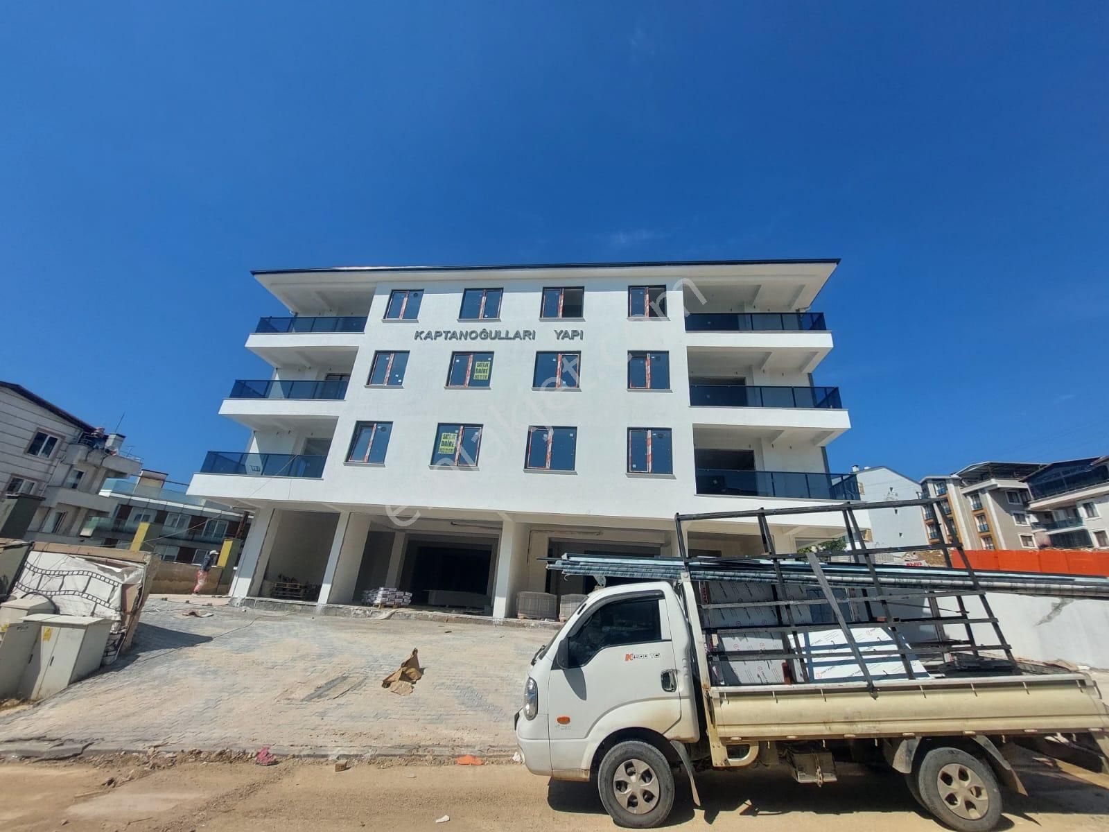 İhlas Tati Köyü Yanında Sıfır Arakat Konak Emlak'tan Daire