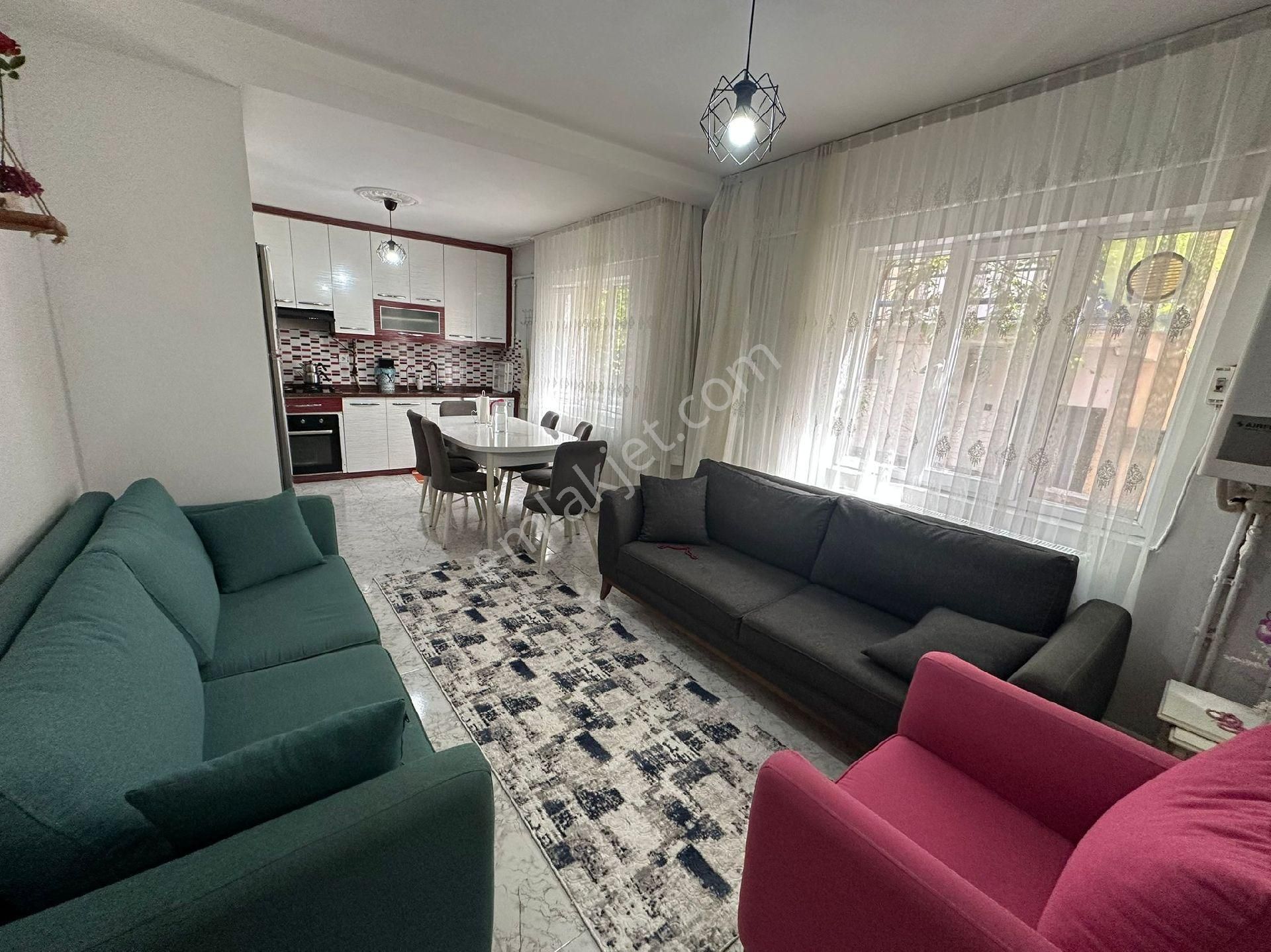 Esnaf Emlak'tan/s,s,k Hastanesi Civarı/4+1 Satılık Daire