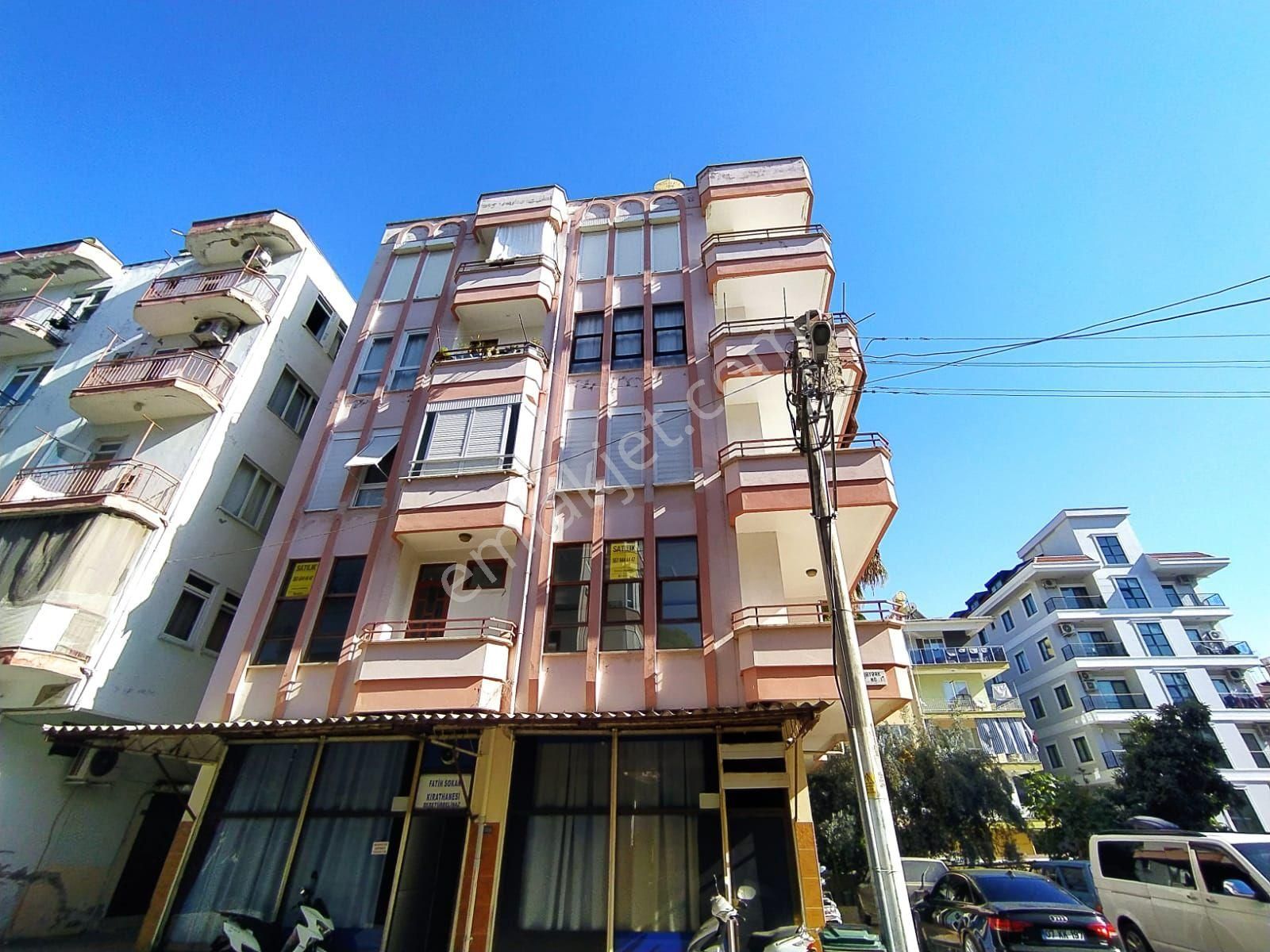Alanya/merkez Şekerhane Mh. 3+1 130m2 Kiralık Daire