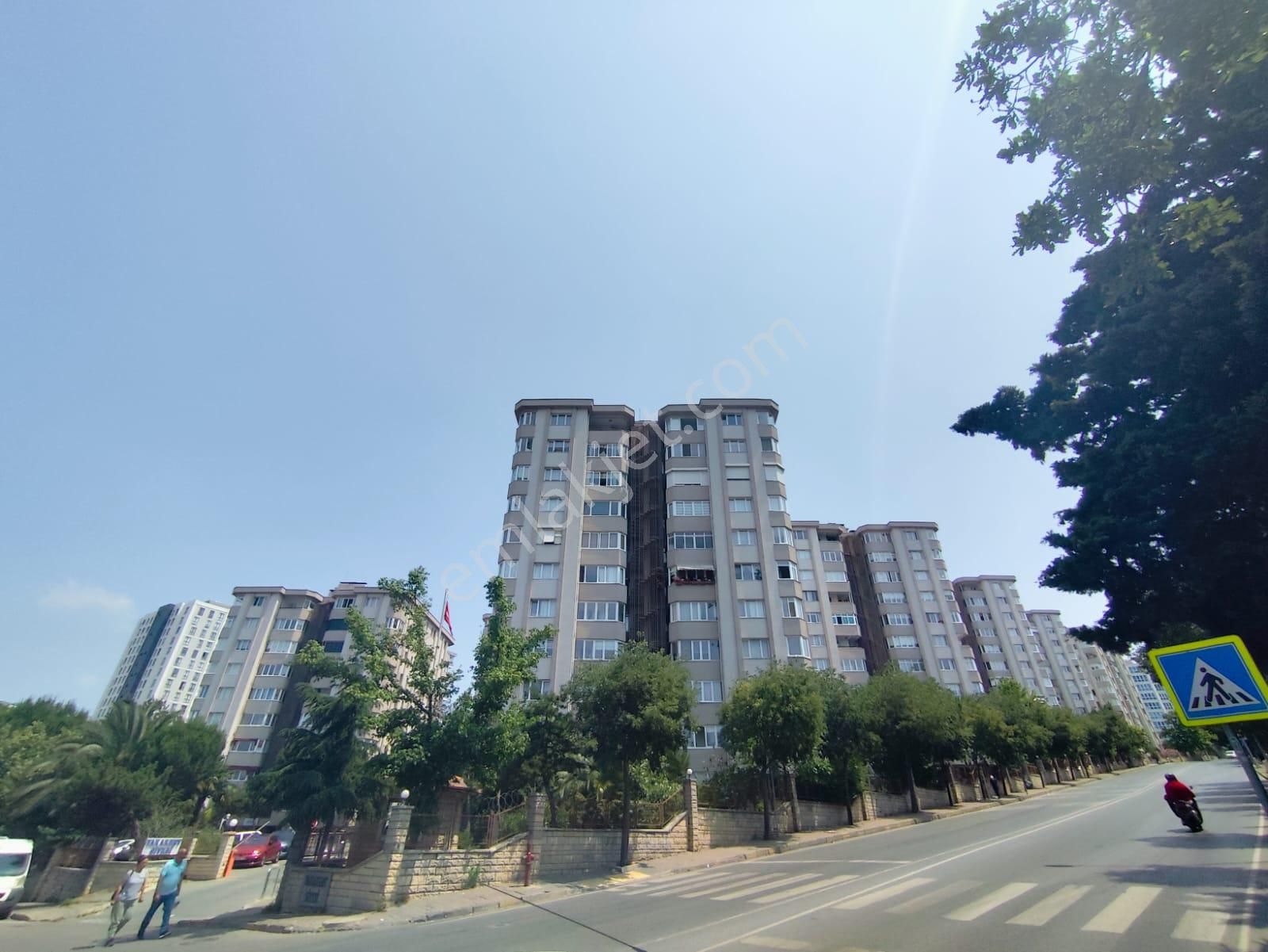 Mertcan Dan Yakakentte 2+1_76m2 Y.giriş Değerinin Altında Acill