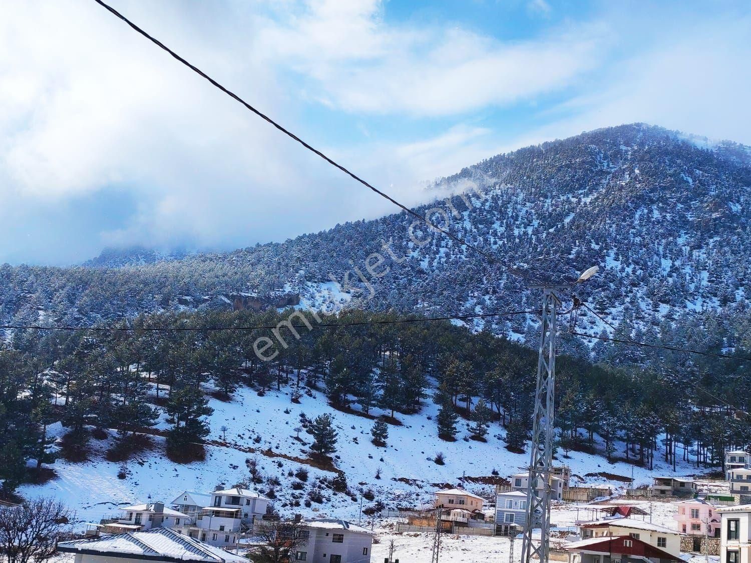 Pozantı Yeni Konacık Bozkırlı Mevkiinde Satılık Arsa