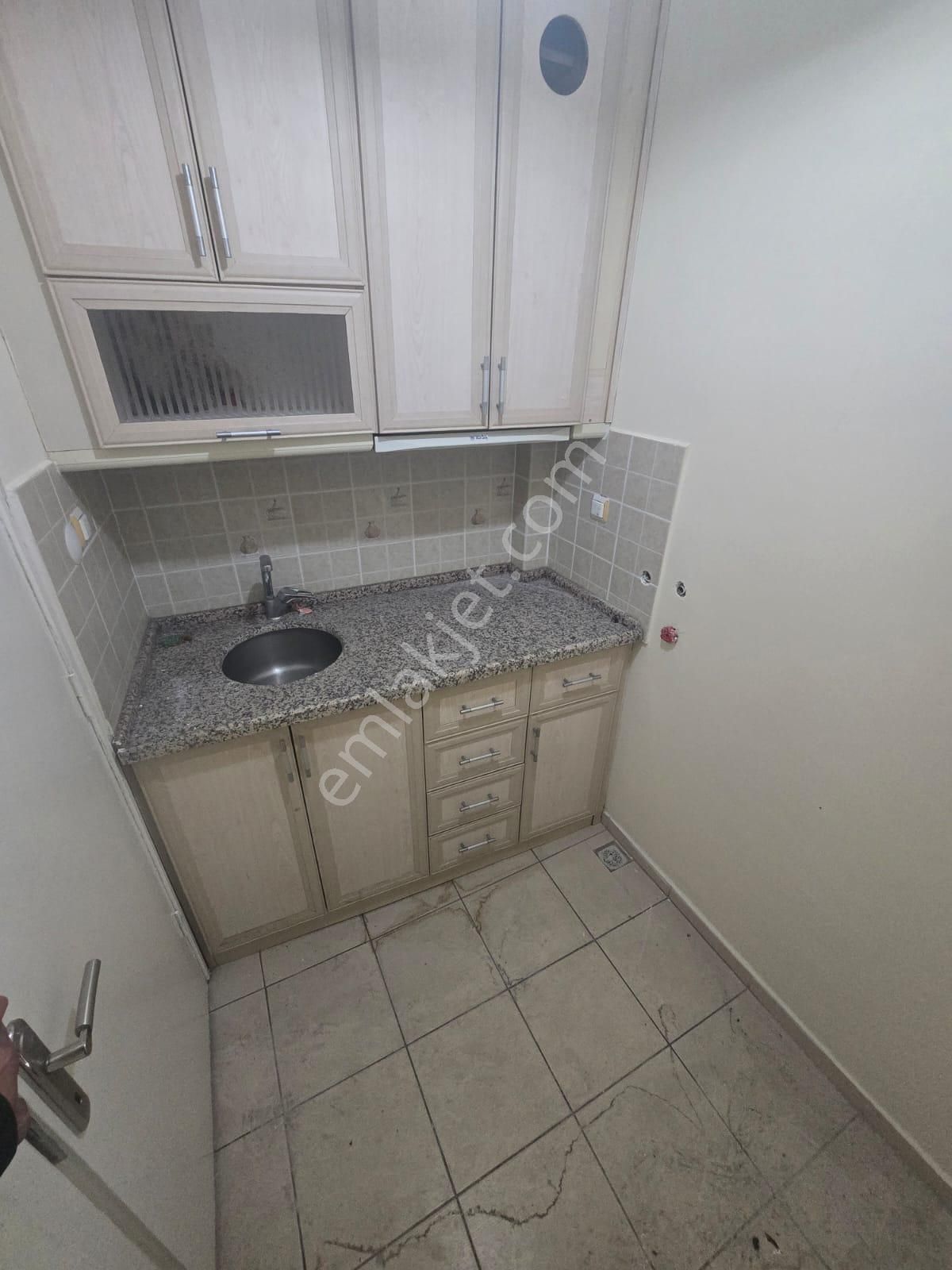 🏡utku Mahallesi 🏡 ✅2+1 75 M2 5 Katlınım 3 Katı ❇️kombi Petekli