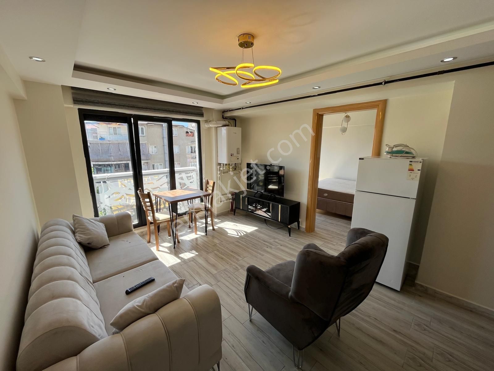 Tercih'ten Bayramyeri'ne Hastaneye Yakın 1+ 1 Satılık Apart