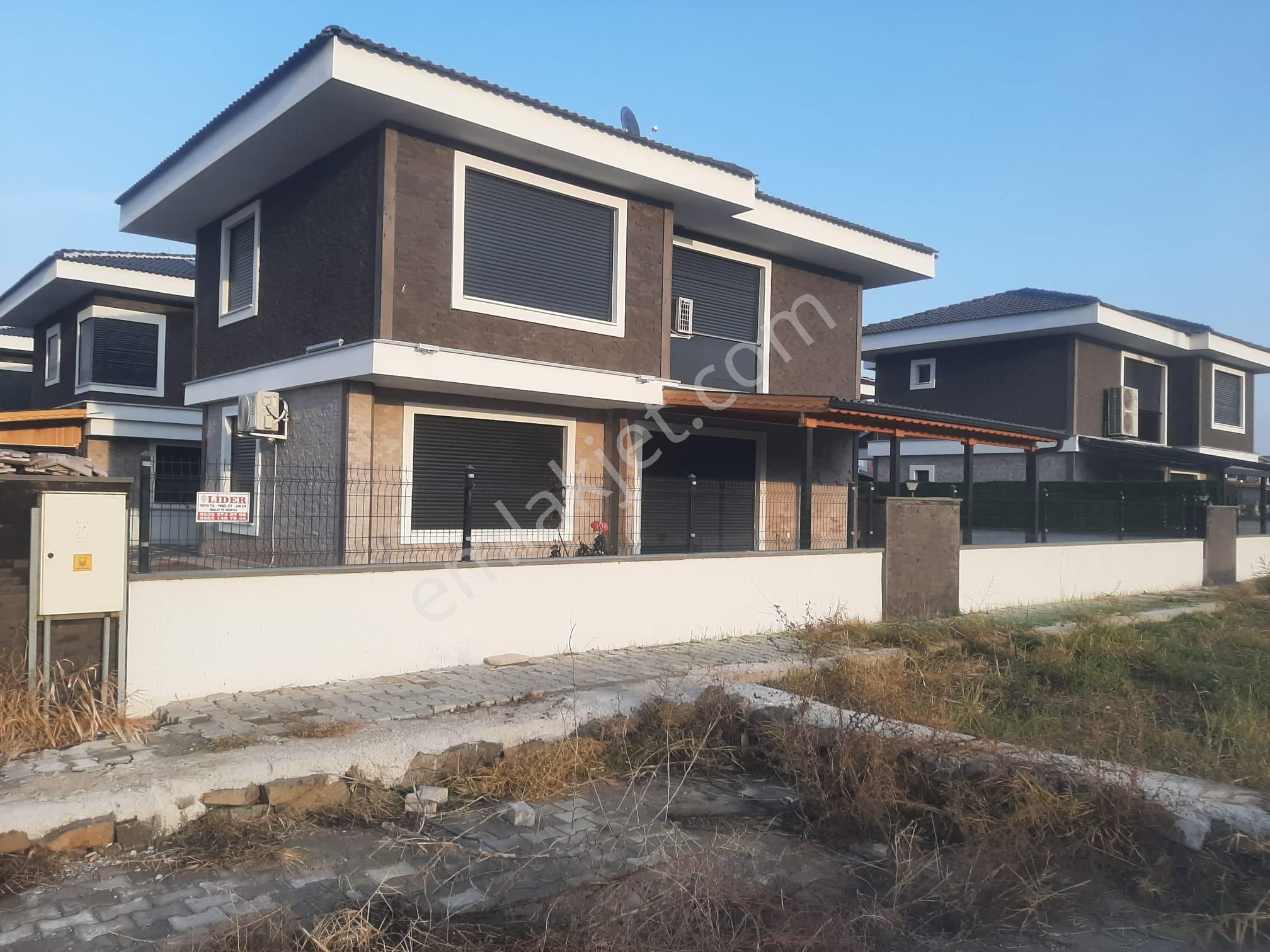 Dikili Kabakum Satılık Villa