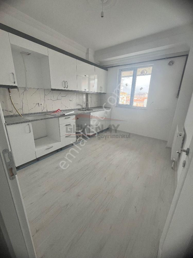 Güvenay - Çorum Bağcılar Huzur Evi Üstü 3+1 Satılık Daire
