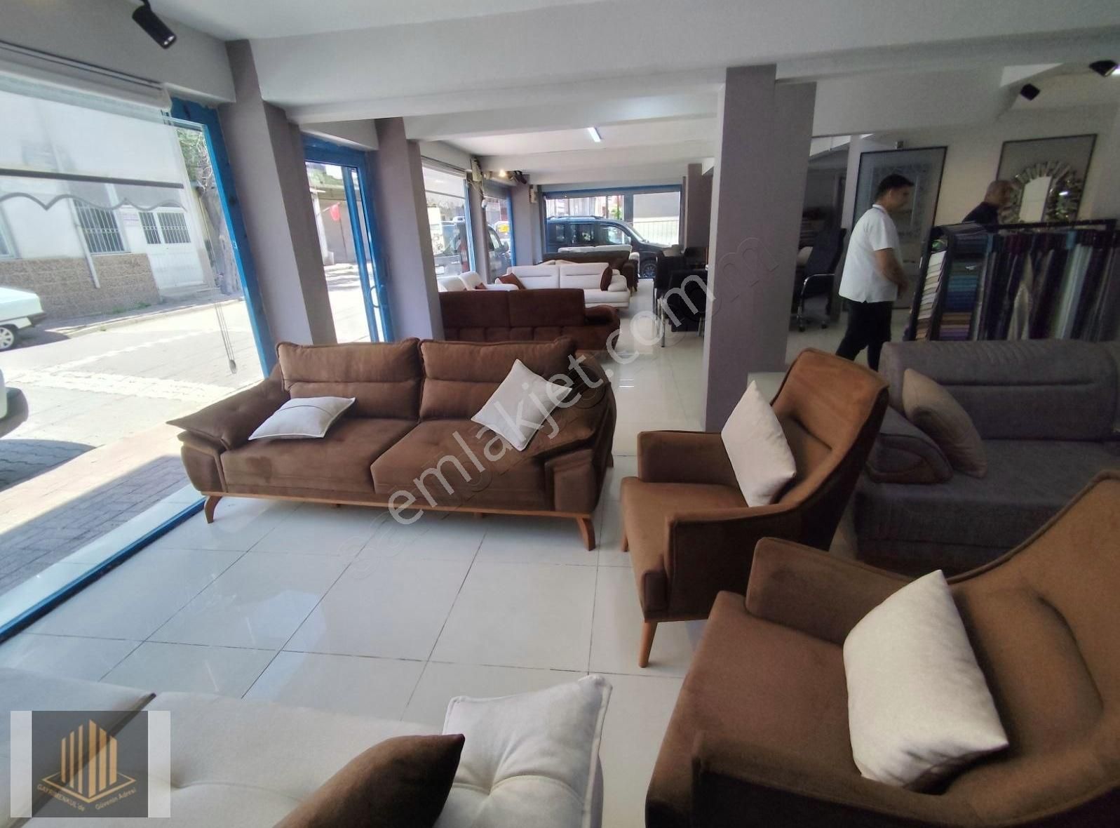Sağlam'dan Fevzipaşada 2 Katlı Satılık Dükkan