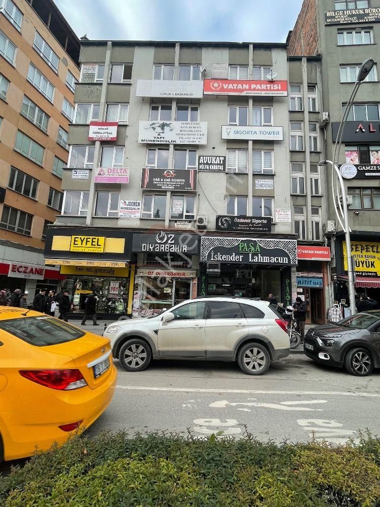 Güvenay - Çorum Gazi Caddesi Üzeri Kiralık Ofis