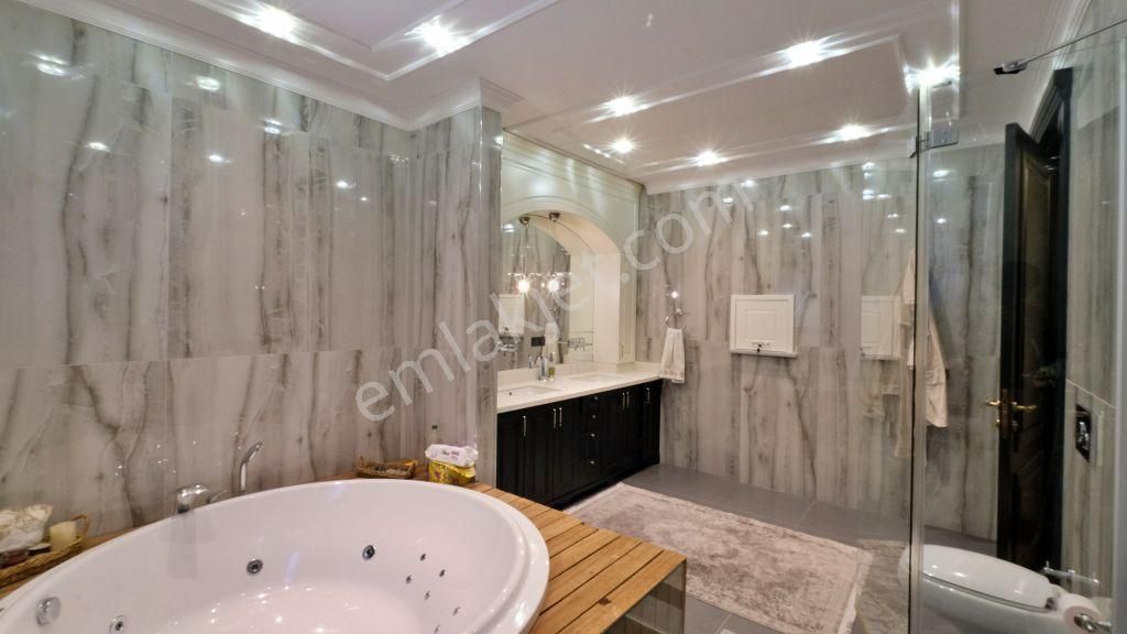 Alanya Oba Kızılcaşehir Mah.full Eşyalı Satılık 4+2 Villa - Görsel 22