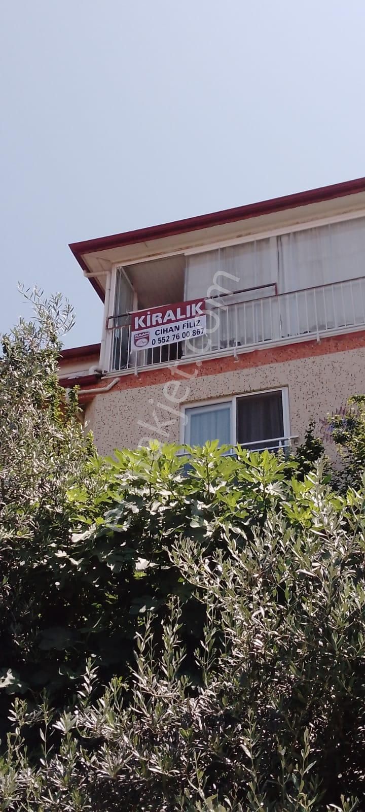 Bağbaşında Kiralık 2+1 80m² Konforlu Ve Şömineli Çatı Katı Daire