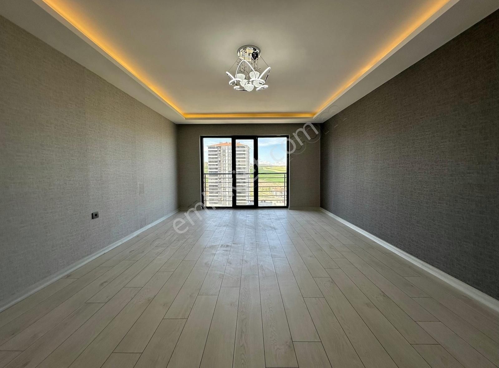 Bakırhan Emlaktan K.otopark Giy.odası '' Sıfır '' 4+1 Ultra Lüks
