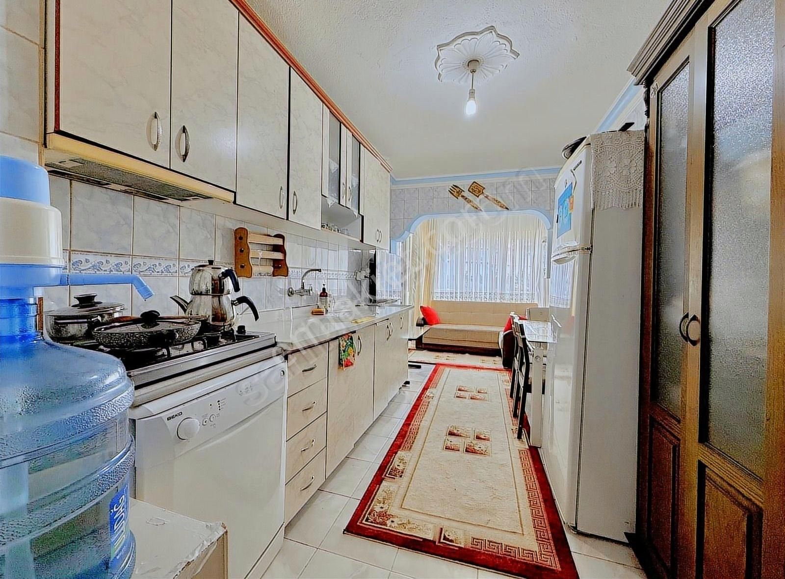 Bakırhan Emlak'tan Güney Cephe Asansörlü Ara Kat 3+1site Dairesi