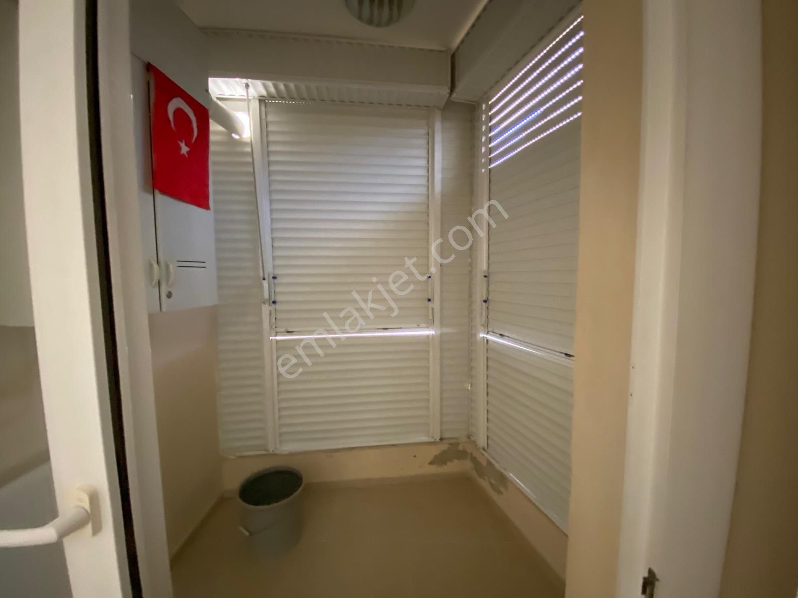 Arga'dan Buca Hürriyet Mahallesinde 3+1 Kiralık Daire. - Görsel 14