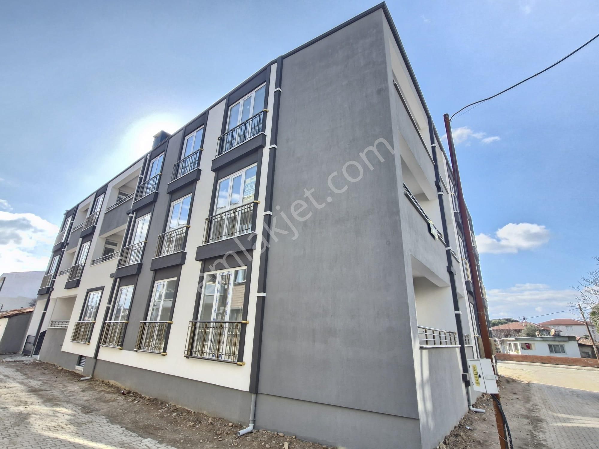 Huzur Gayrimenkul'den Kiralık 1+1 Muhteşem Daire