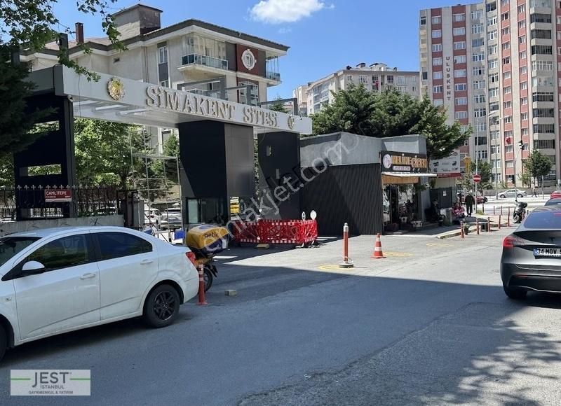 Beylikdüzü Simakent Sitesi Arakat Geniş M2 3+1 Daire Fırsatı