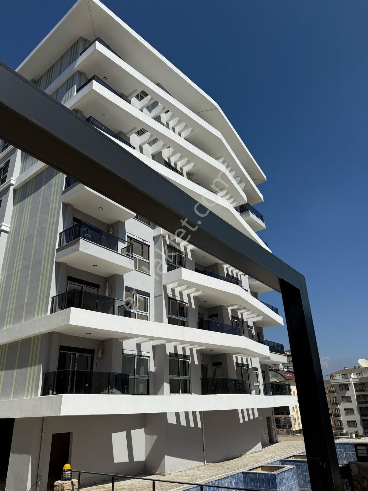 Avsallar Mahallesinde Sıfır Aktiviteli Satılık 1+1 Daire