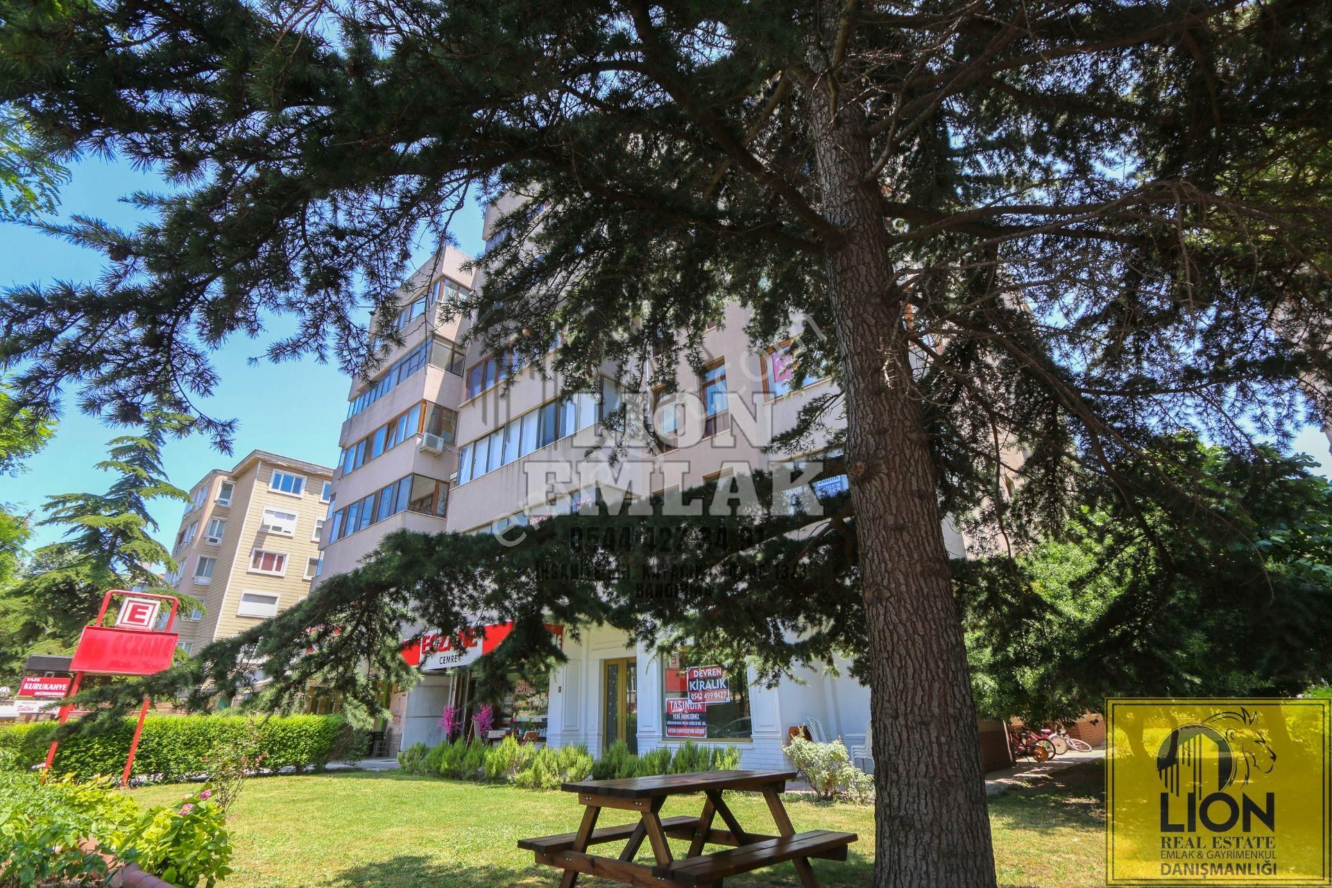 Bandırma Paşakent'te İşlek Ana Cadde Üzerinde , Özel Tasarım Satılık Lüks 3+1 Daire