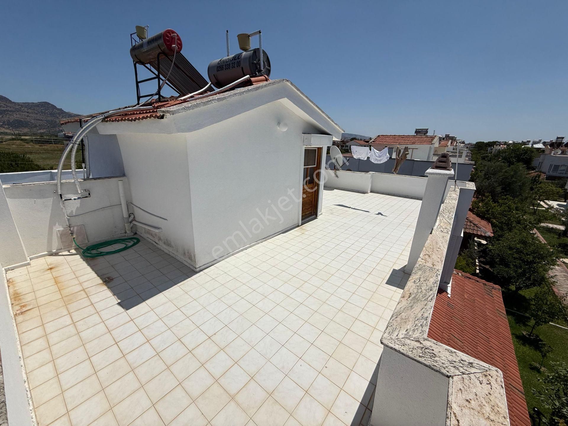 İzmir Dikili Salihleraltında 3+1 Full Tadilatlı Satılık Villa - Görsel 20