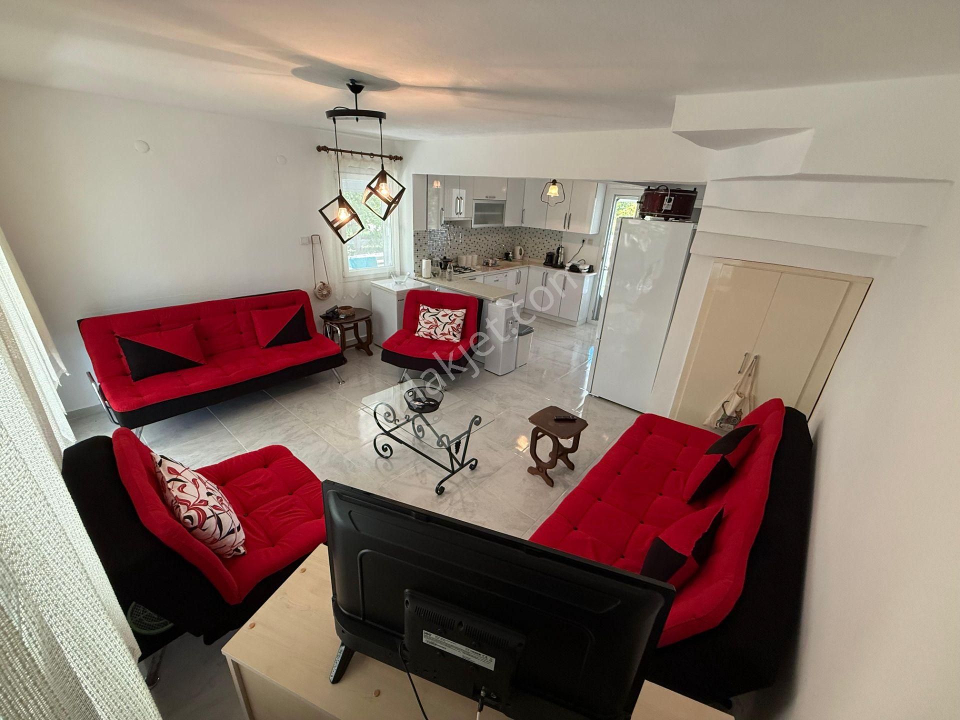 İzmir Dikili Salihleraltında 3+1 Full Tadilatlı Satılık Villa - Görsel 6