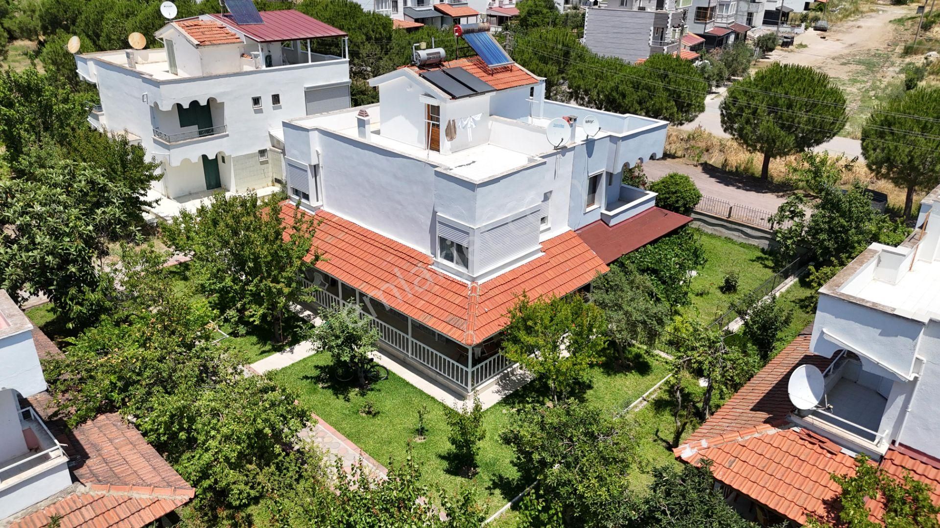 İzmir Dikili Salihleraltında 3+1 Full Tadilatlı Satılık Villa