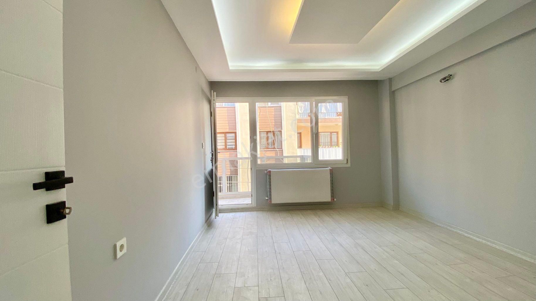 Akalından Kazım Karabekir De Full Tadilatlı 2+1 Satılık Daire