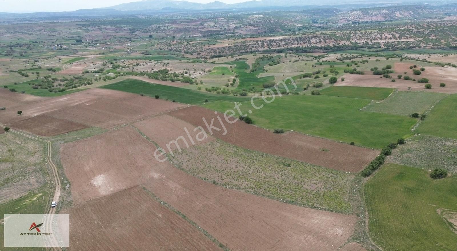 Güneydere (botsa) Da 3400 M² Tarla / Meram / Konya