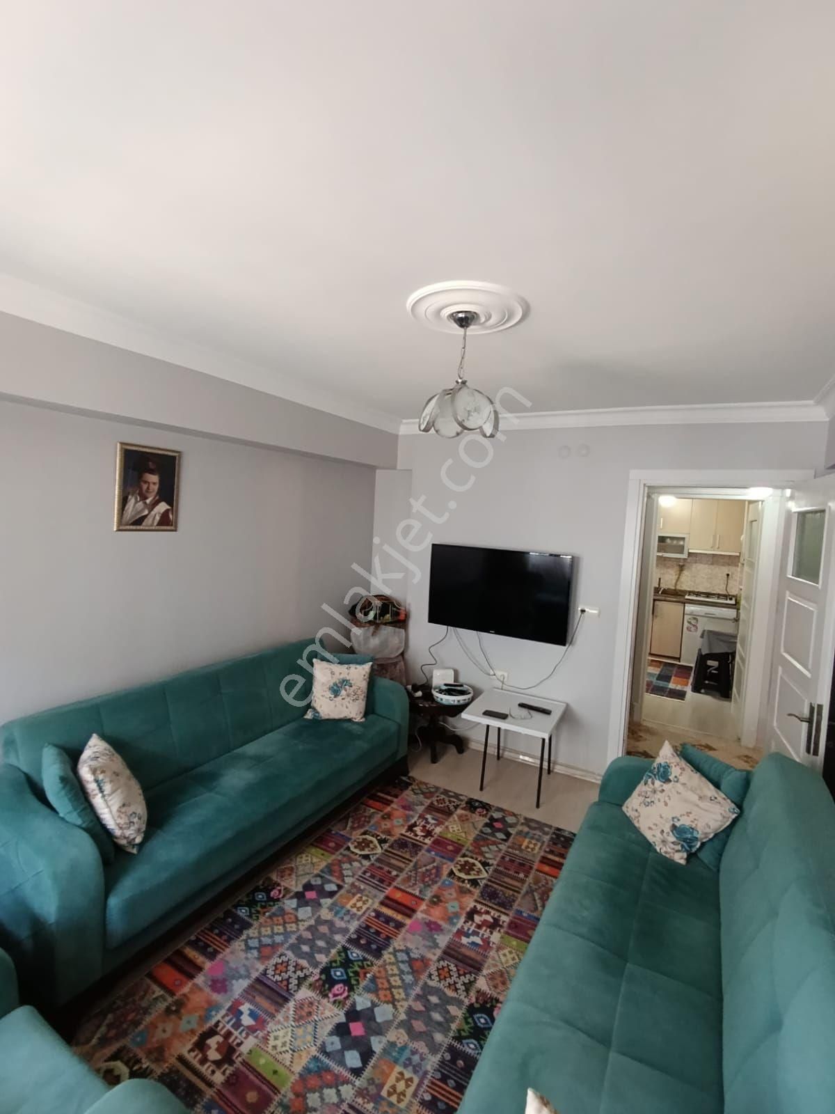 İzmir Bergama Ertuğrul Mah. Satılık Daire