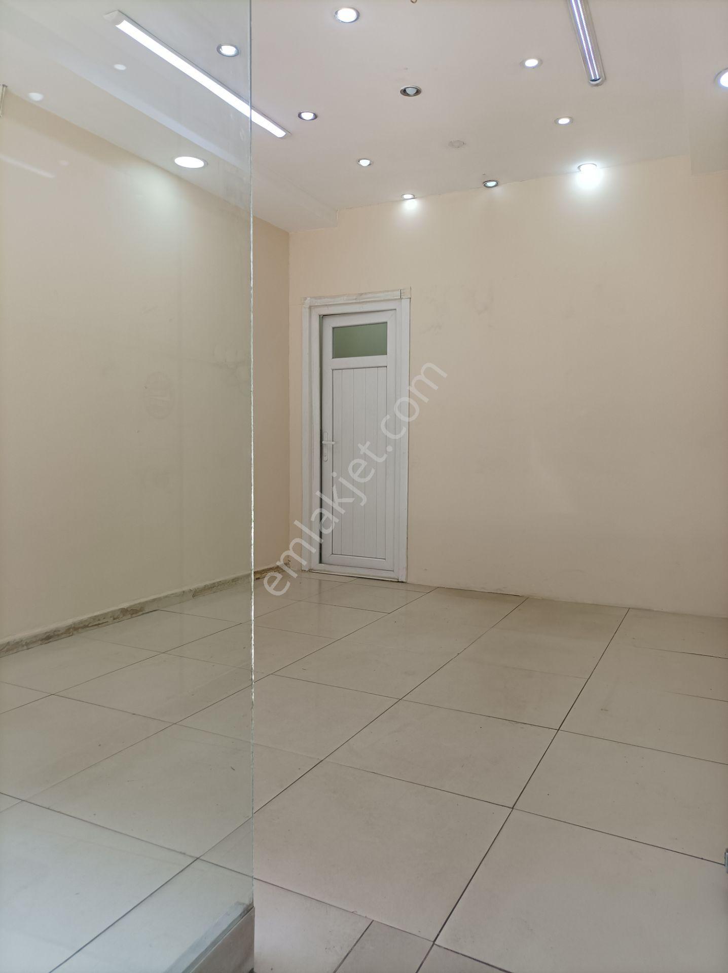 Satılık Cadde Üzeri Satılık Dükkan – 18 M² Aeg'de - Görsel 3