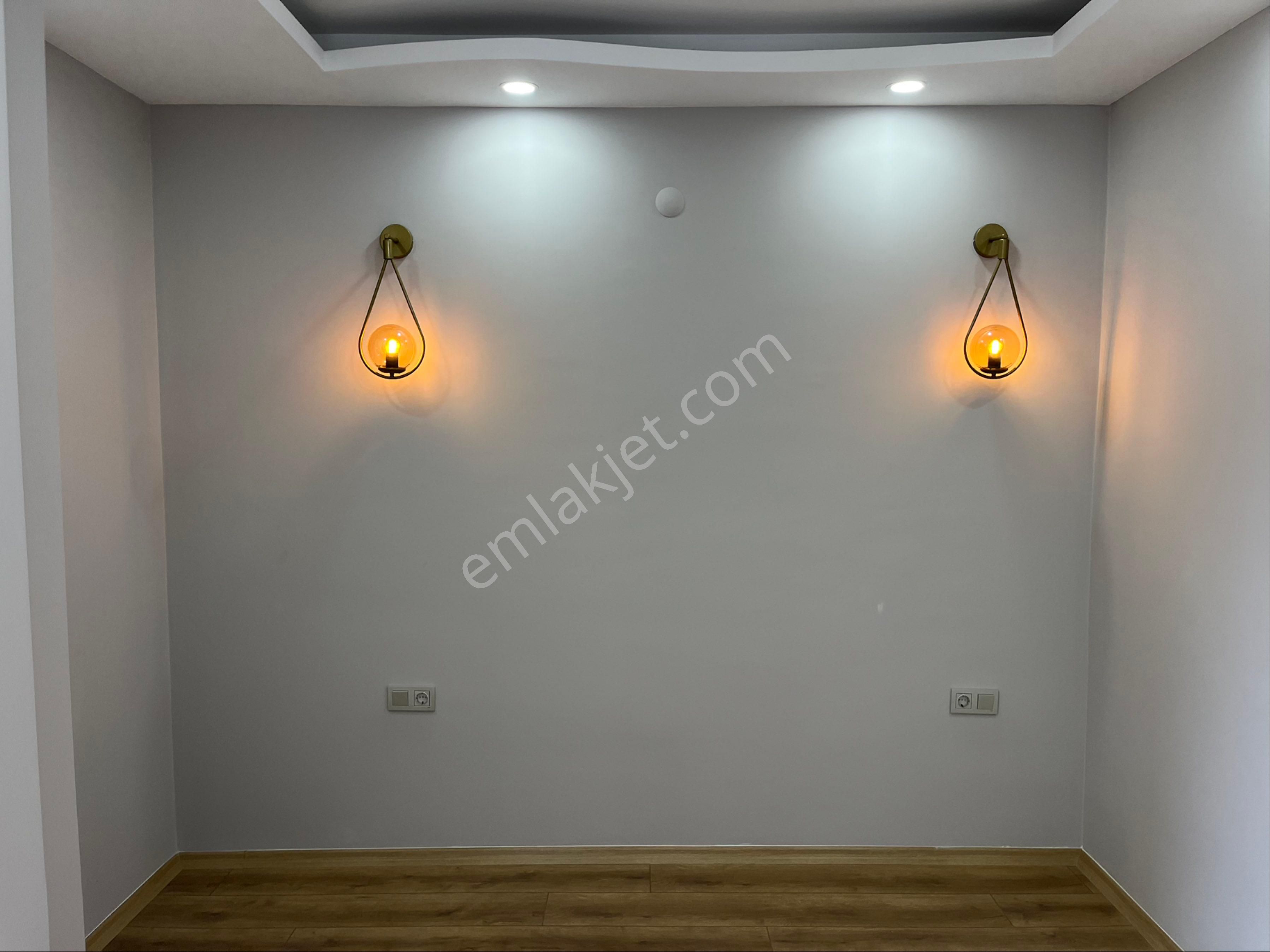 Mert Dinç Emlaktan Güre Sahilinde 4+1 Triplex Geniş Bahçeli Köşe Villa - Görsel 19