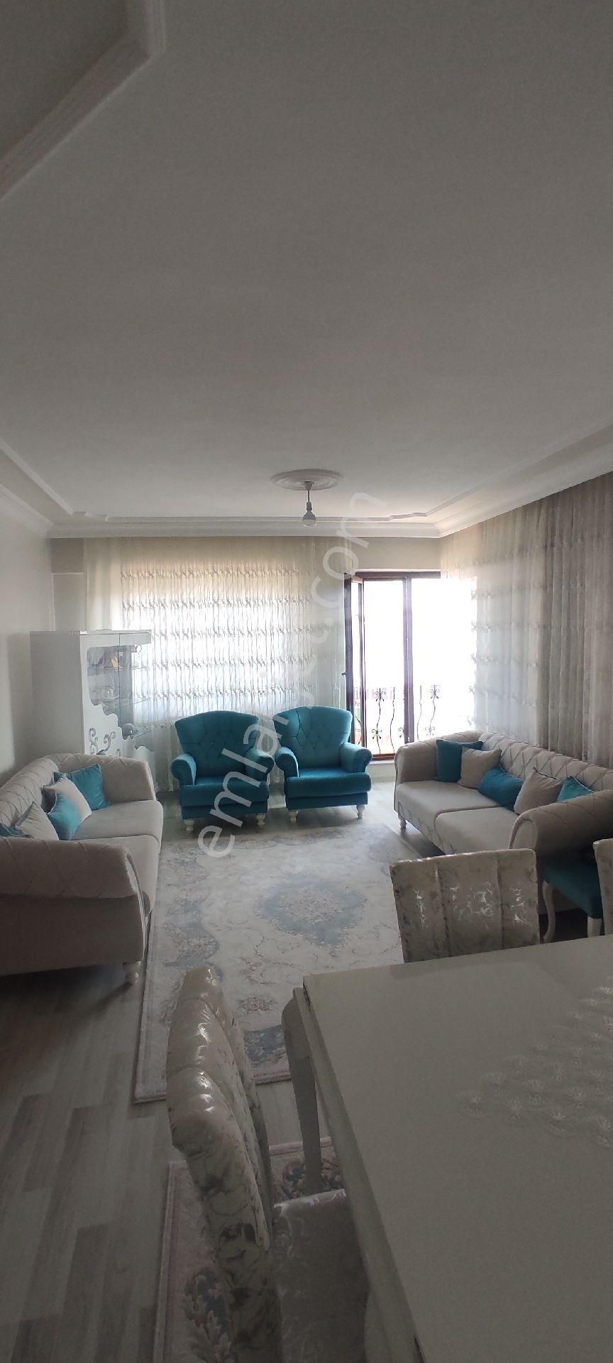 Koyunoğlu Mahallesinde Full Yapılı Temiz Geniş Ferah Daire