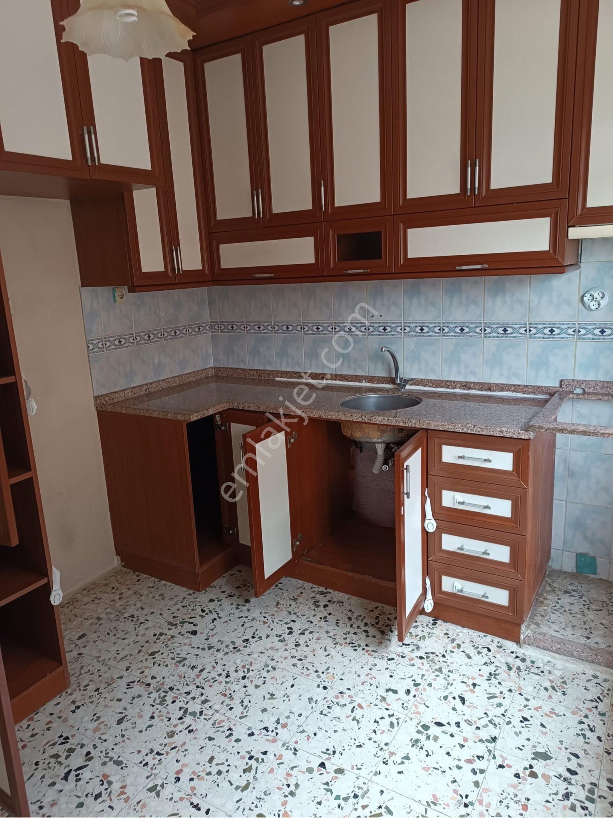 Gürselpaşa’da Müstakil Ev Konforu! 2. Kat Kiralık!