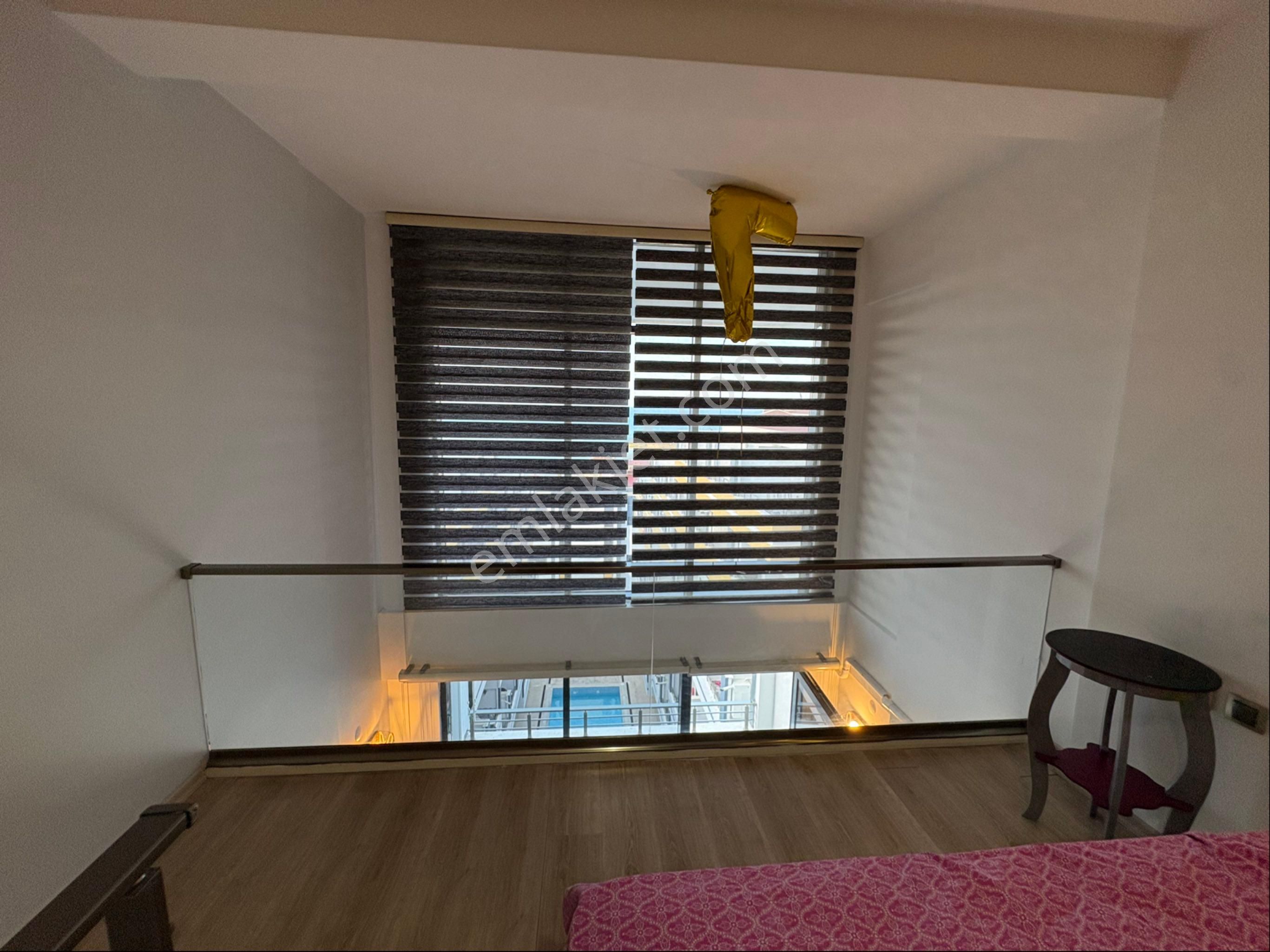 Körfez’de Tramvaya Sıfır Modern Yapılı Dubleks Daire - Görsel 10