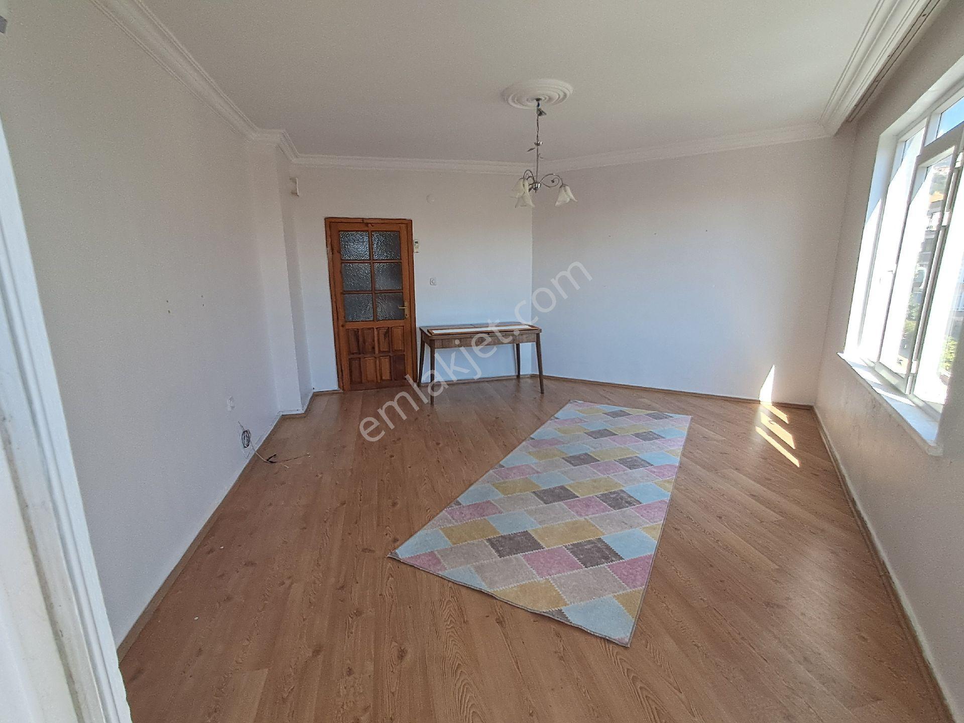 2+1 Satılık Ayrı Mutfak Daire - Görsel 23