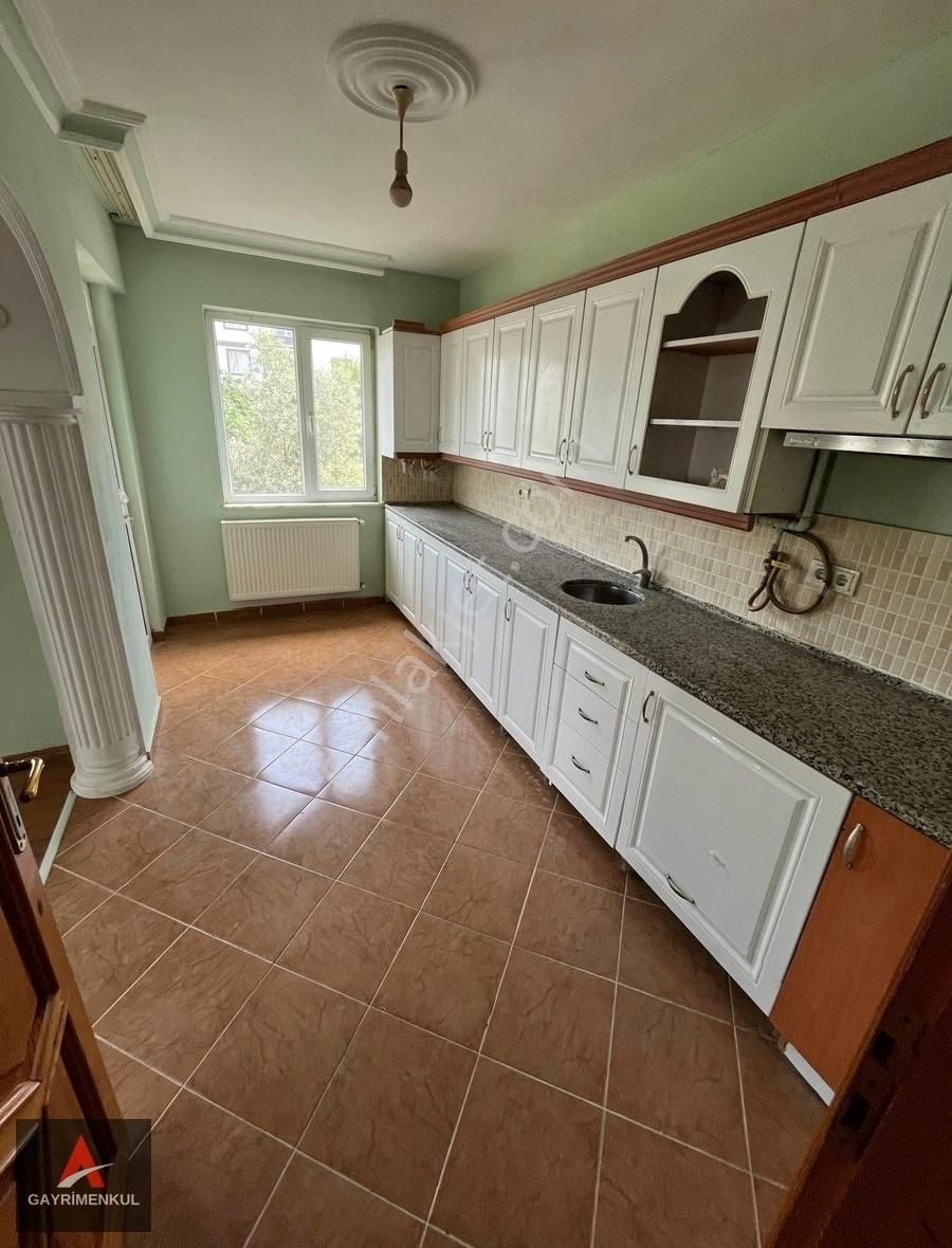 Atasoy Gyo'dan Komple Bina Satılık 3+1 130m2 5 Daire 2 Dükkan