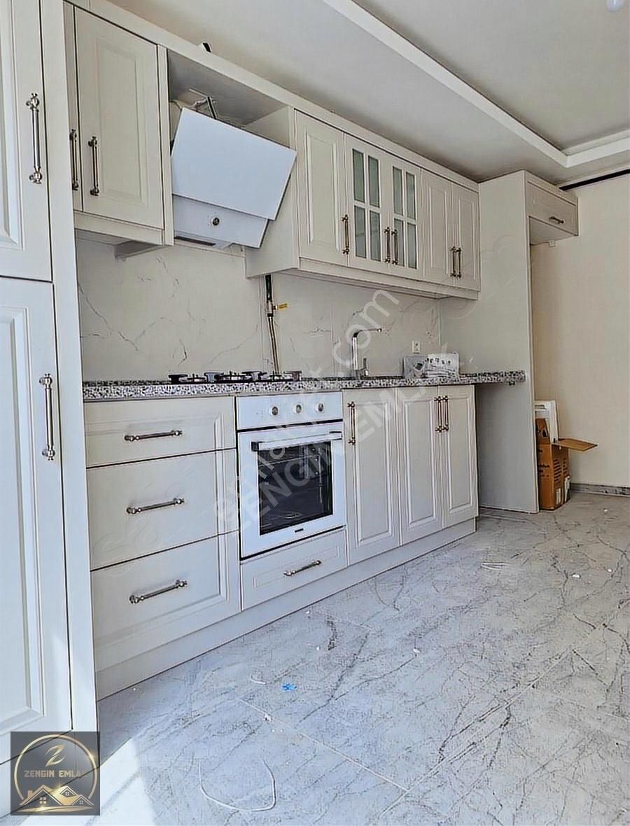 Zengin Emlak'tan Torbalı Tepeköyde 2+1 Daire