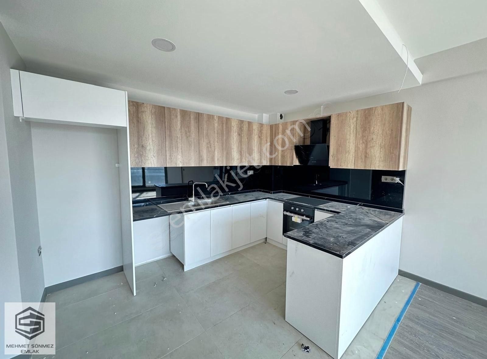 Aksu Altıntaş Mah. Özellikli Site İçerisinde 2+1 Ara Kat - Görsel 14