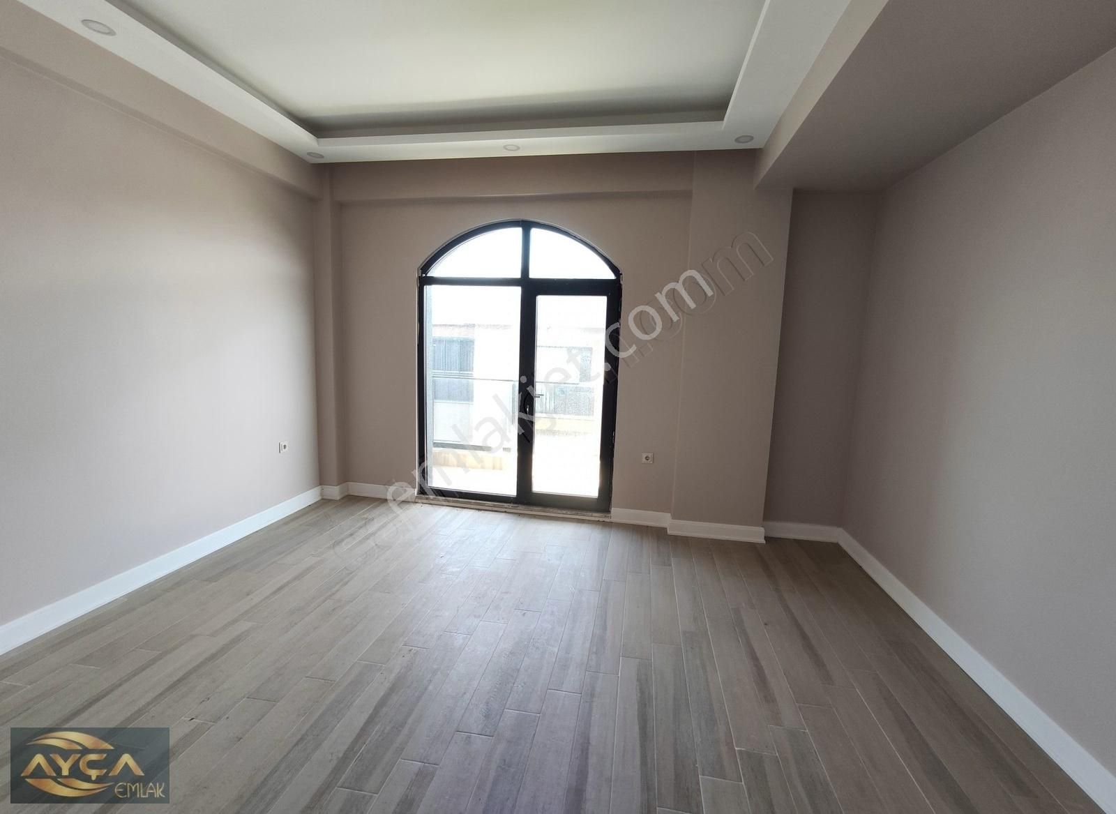 Manzaralı ,geniş Lüks Ayçadan Satılık 5+2 Müstakil,bahçeli Villa - Görsel 14