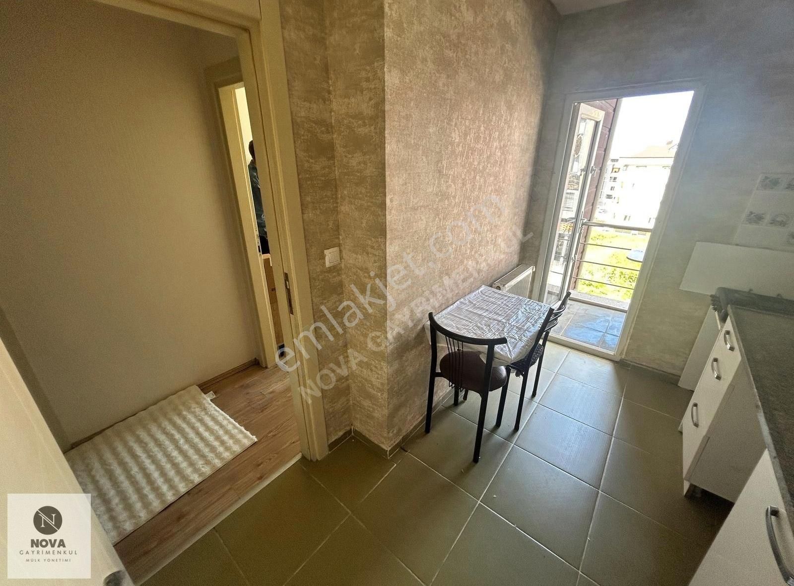 Nova'dan Görükle Cadde Üzeri 1+1 Arakat Ayrı Mutfak Daire - Görsel 4