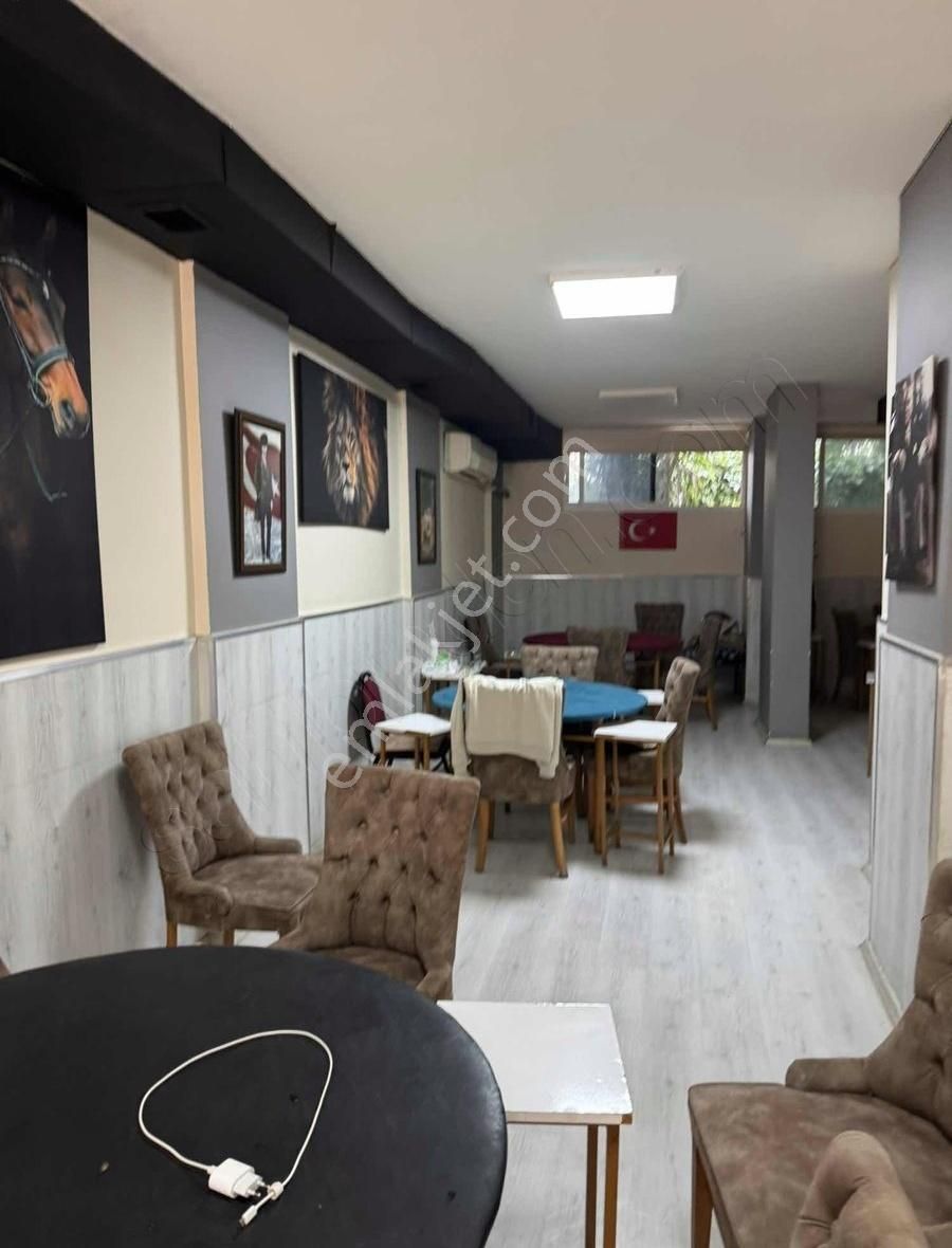 Bornovanın En İşlek Sokağında Satılık Dükkan - Görsel 15