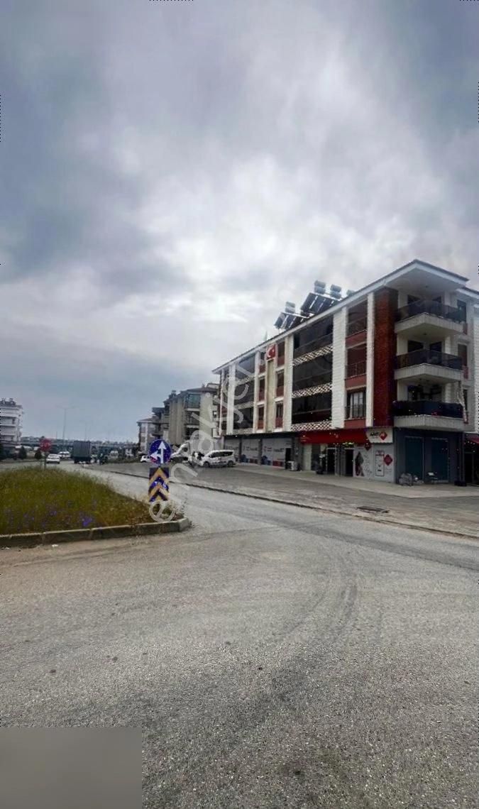 Çamlık Migrosa Yakın