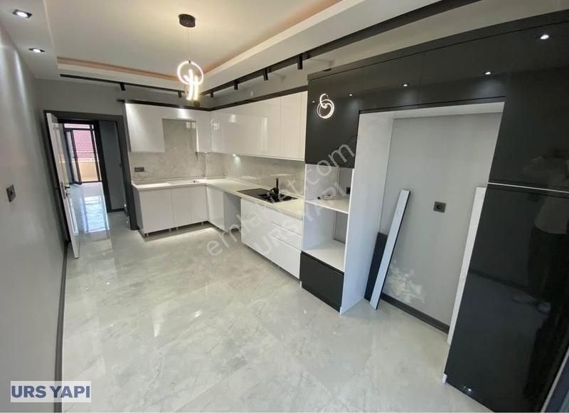 Urs Yapı'dan Gözbebeği Konumunda 2+1ara Katta Sıfır Ferah Daire!