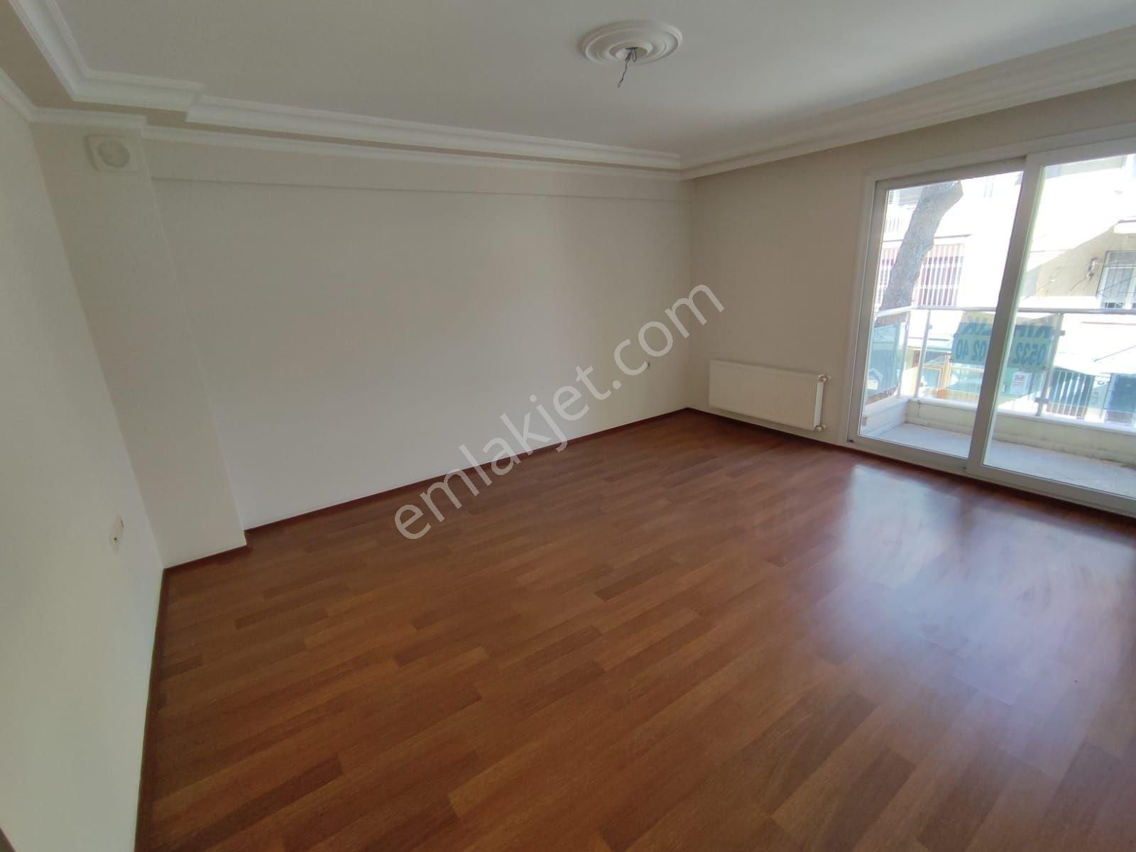 Fırsat !!! Merkezi Konum, Genç Binada, 140 M2 (3+1) Asansörlü, Arakat Daire