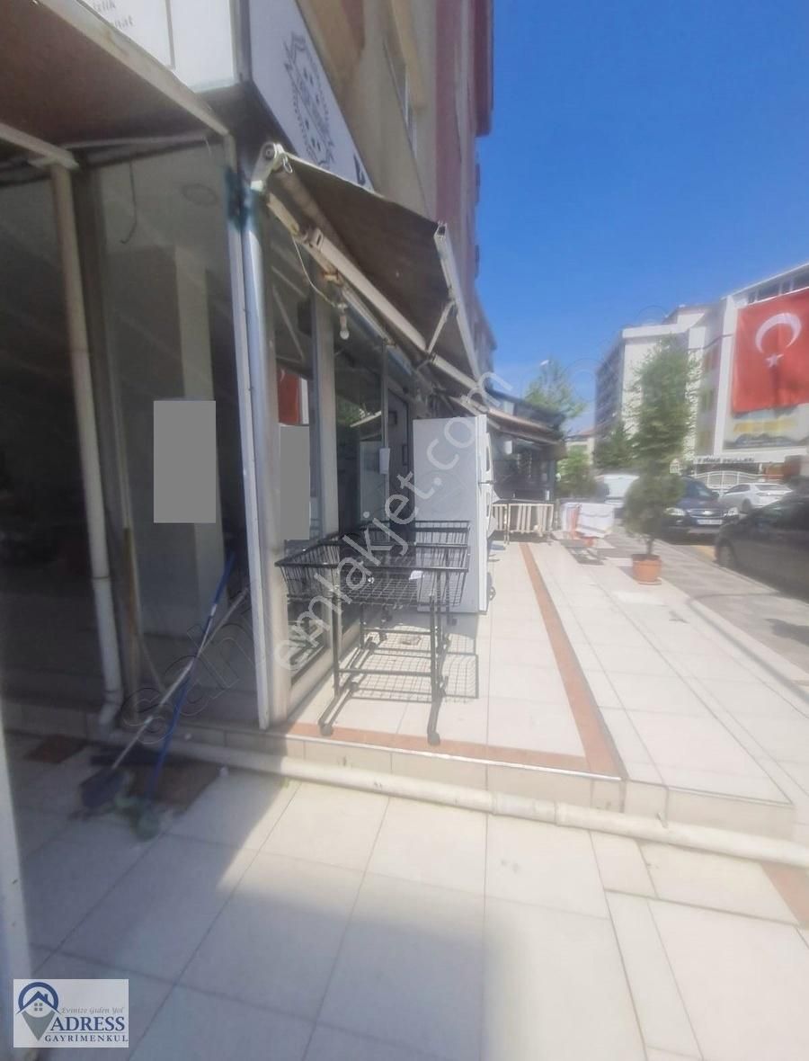 Adressten M.akifte 120m2 Cadde Üstünde Kiralık Dükkan Mağaza