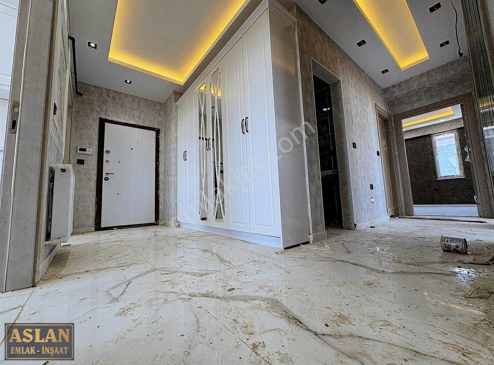 Salih Aslandan İlgi Koleji Yanı 5 Oda Acilll Ara Kat Full Daire