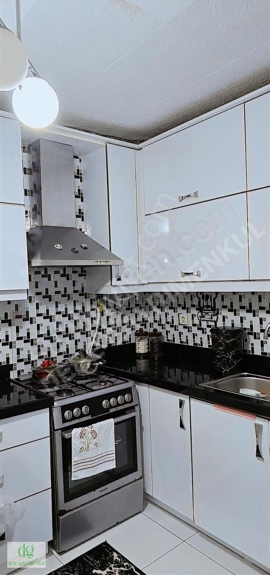 Samsun İlkadım Selahiye'de 191 M² Arsa + Ev | 4 Kat İmarlı