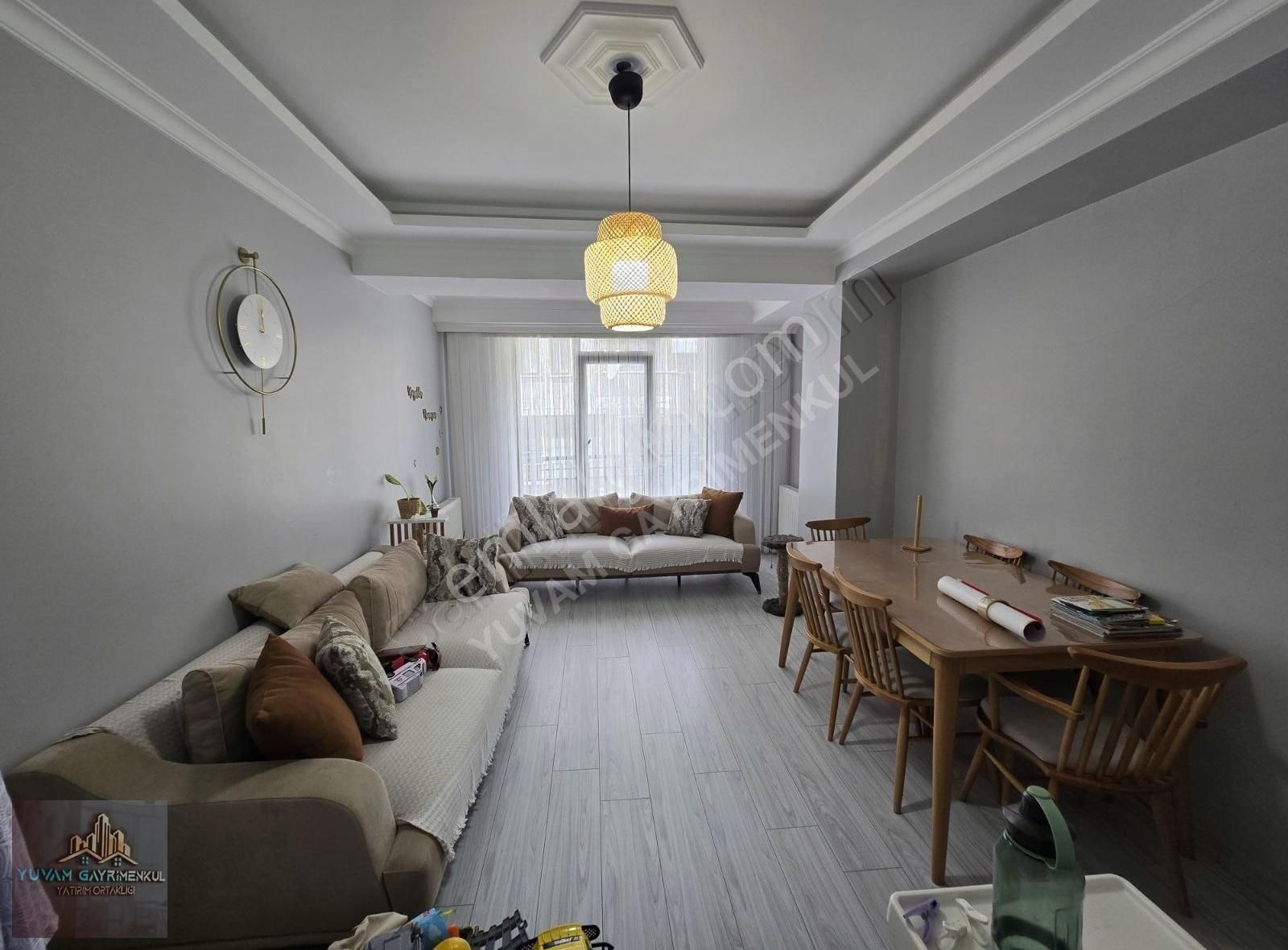 Bağcılar Fevziçakmak Mah Üç Yıllık Binada Satılık 90m2 Daire