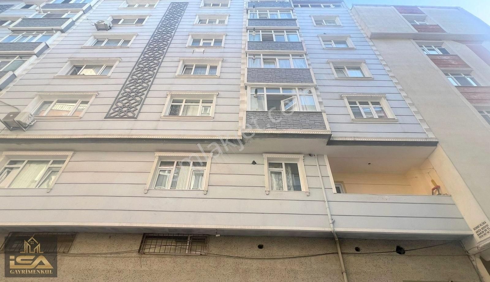 İsa Gayrimenkulden Kiralık Temiz Geniş Kullanışlı Eşyalı 3+1