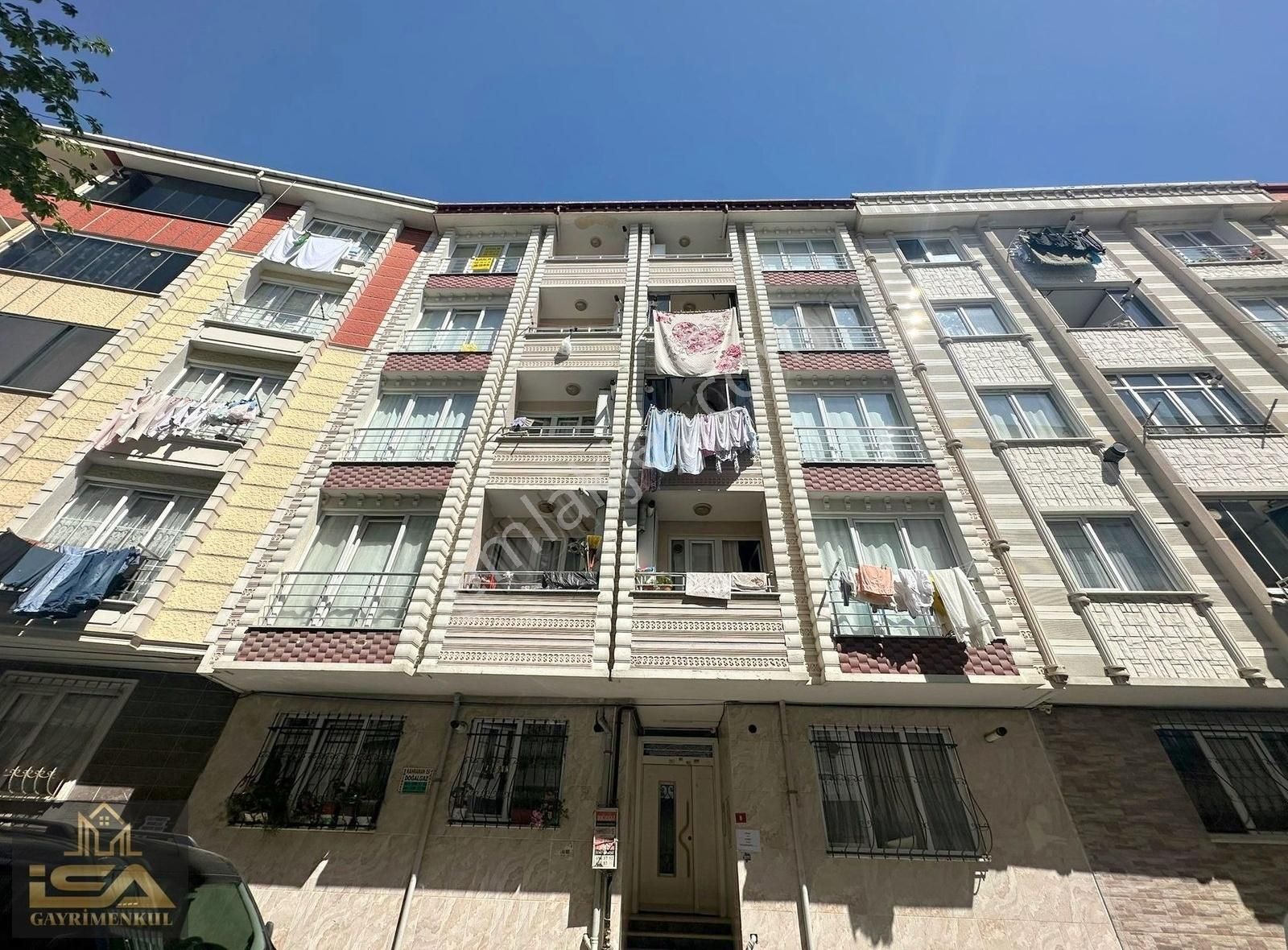 İsa Gayrimenkul Den Kiralık Yeni Binada Arakat Daire