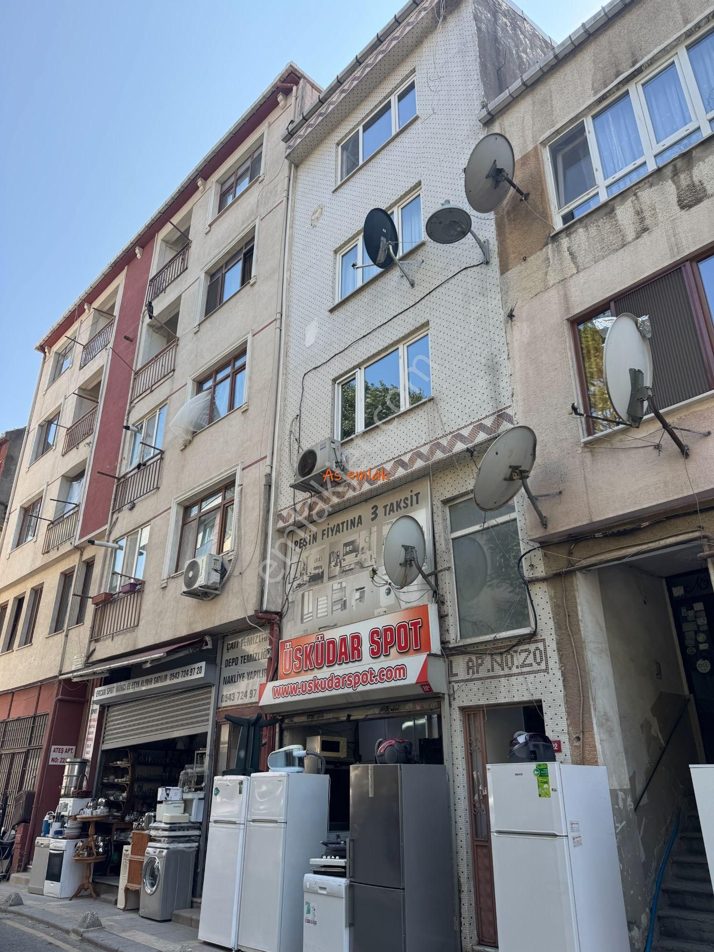 As Emlak Tan 1+1 Merkezde İskeleye Marmaraya Yakın Teraslı Daire